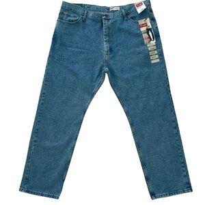 Mens 42x30 Wrangler Regular Fit Straight Leg Denim Blue Jeans NWT Classic Casual